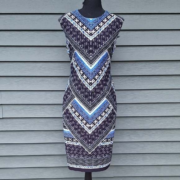 Vince Camuto Dresses & Skirts - Vince Camuto Blue Patterned Dress Size 2